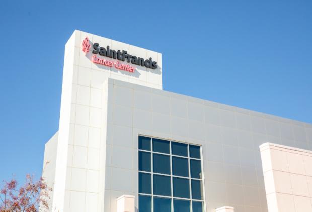 exterior view of Saint Francis Cancer Center in Tulsa