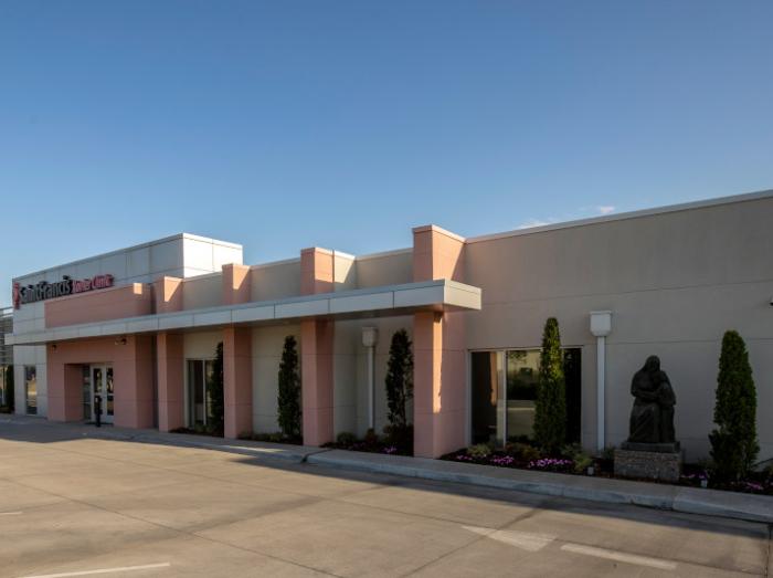 Exterior view of Xavier Medical Clinic on a sunny day in Tulsa, Oklahoma