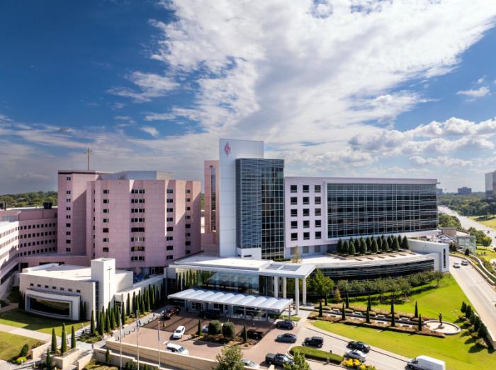 An exterior, aerial view of the main Saint Francis Hospital building in Tulsa, Oklahoma
