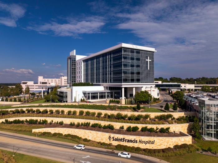 Exterior aerial view of Saint Francis Hospital main building in Tulsa