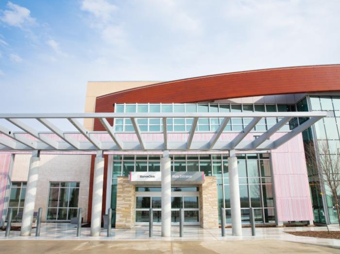 Exterior view of the main entrance to Warren Clinic Owasso building
