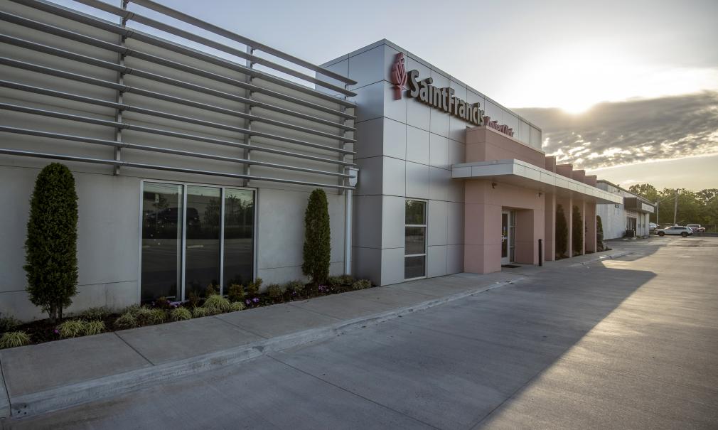 exterior view of Saint Francis Xavier Medical Clinic in Tulsa