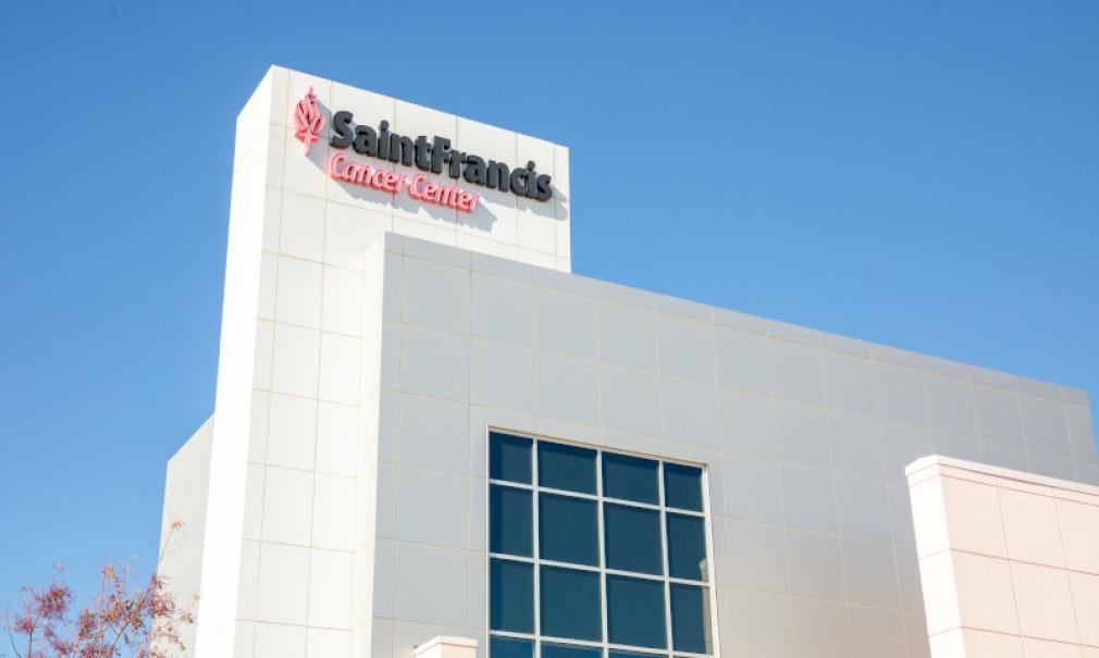 exterior view of Saint Francis Cancer Center in Tulsa