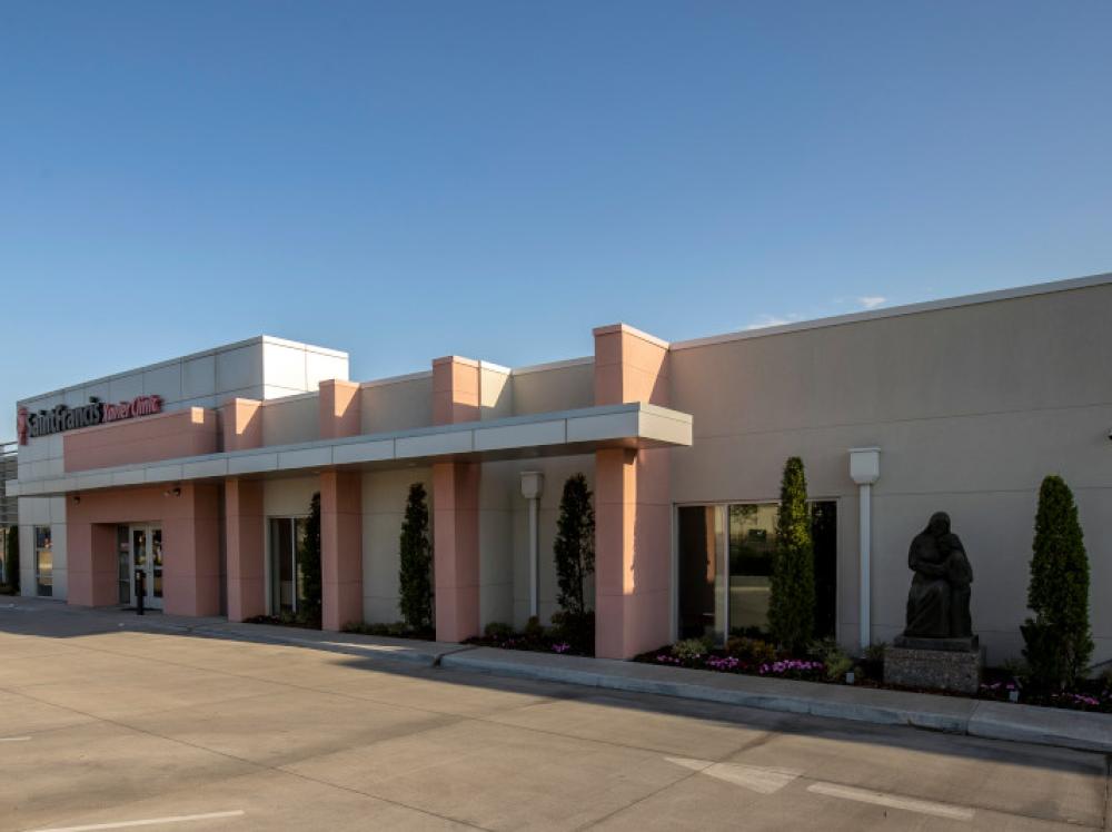 Exterior view of Xavier Medical Clinic on a sunny day in Tulsa, Oklahoma